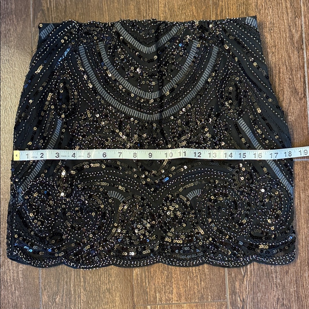 New Endless Rose Sequin Mini Skirt Size M - Picture 11 of 11